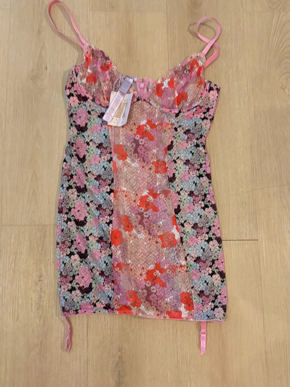 Savage X Fenty Floral Lace Slip in Pink, Coral and Black size 8-10